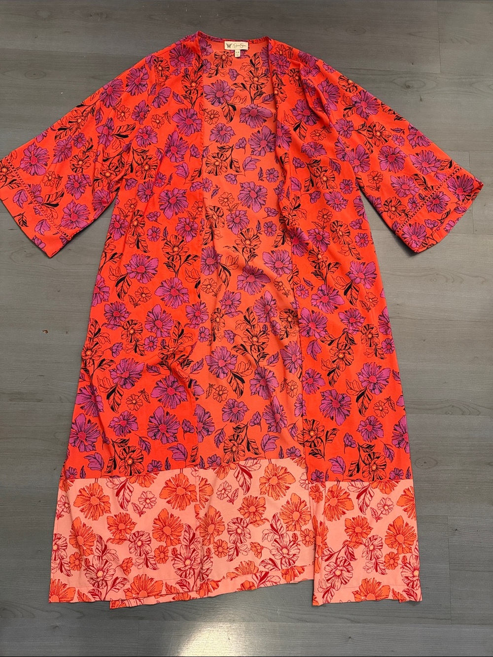 Jessica Simpson Floral Maxi Kimono Duster in Vibrant Coralwith Purple Flowers